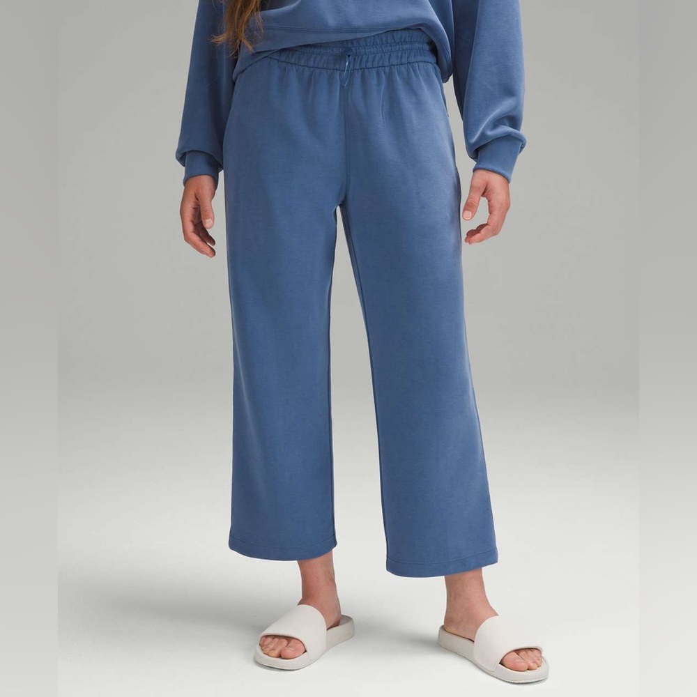 NWT Lululemon Softstreme High-Rise Straight-Leg Cropped Pant Pitch Blue Size 12‎